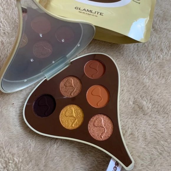 Glamlite Makeup Glamlite Hershey Kisses Eyeshadow Palette Milk Chocolate With Almonds Bnib